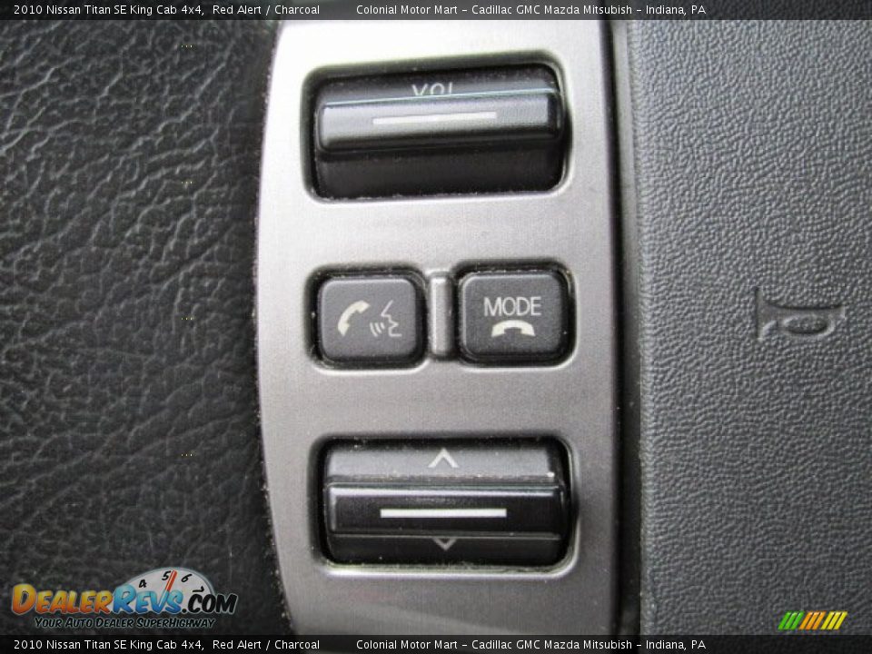 2010 Nissan Titan SE King Cab 4x4 Red Alert / Charcoal Photo #17
