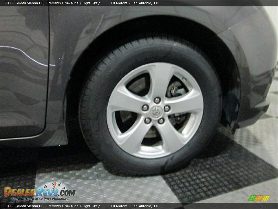 2012 Toyota Sienna LE Predawn Gray Mica / Light Gray Photo #8