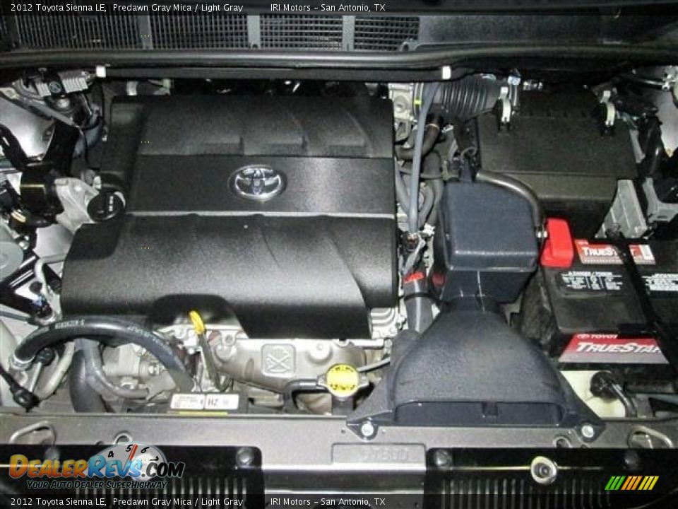 2012 Toyota Sienna LE Predawn Gray Mica / Light Gray Photo #23