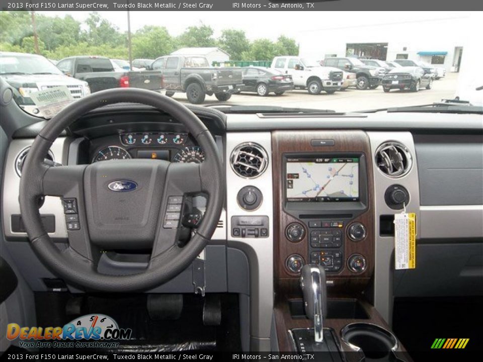 Dashboard of 2013 Ford F150 Lariat SuperCrew Photo #17