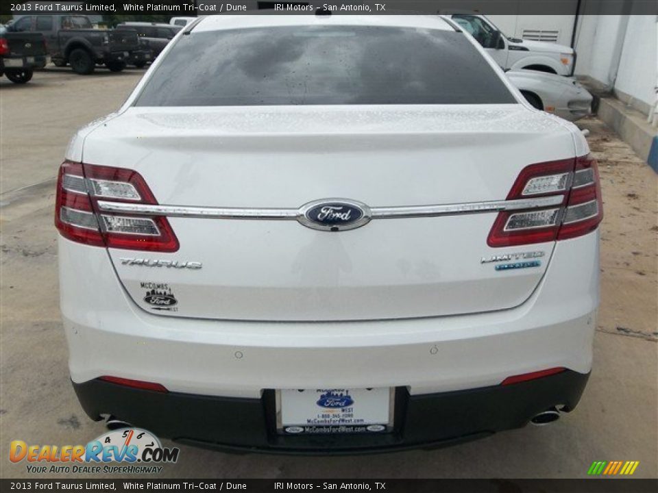 2013 Ford Taurus Limited White Platinum Tri-Coat / Dune Photo #5