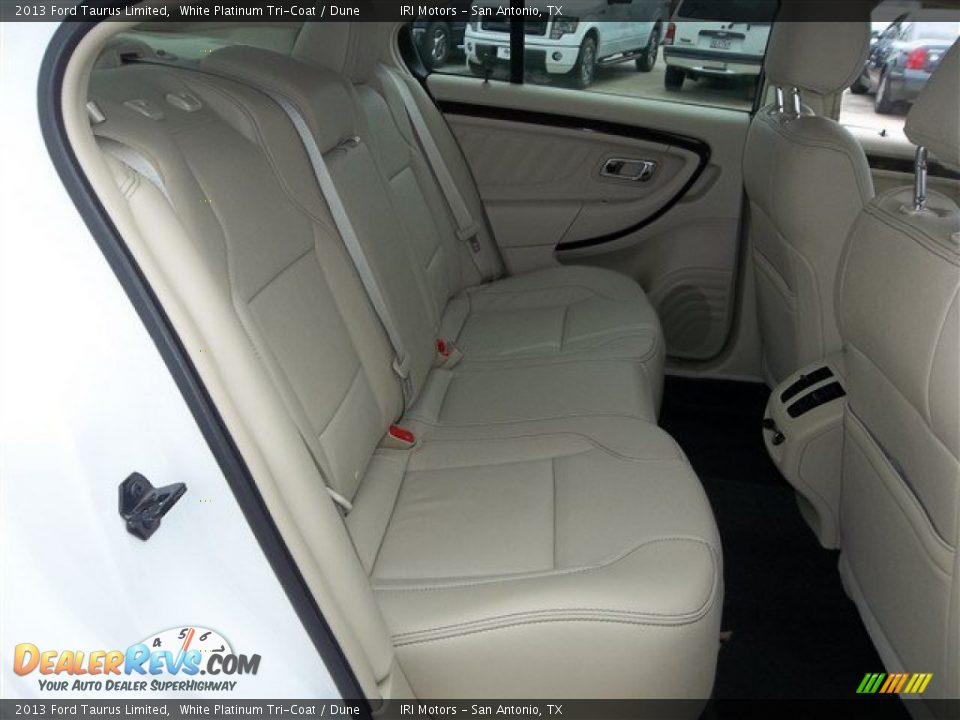 2013 Ford Taurus Limited White Platinum Tri-Coat / Dune Photo #13