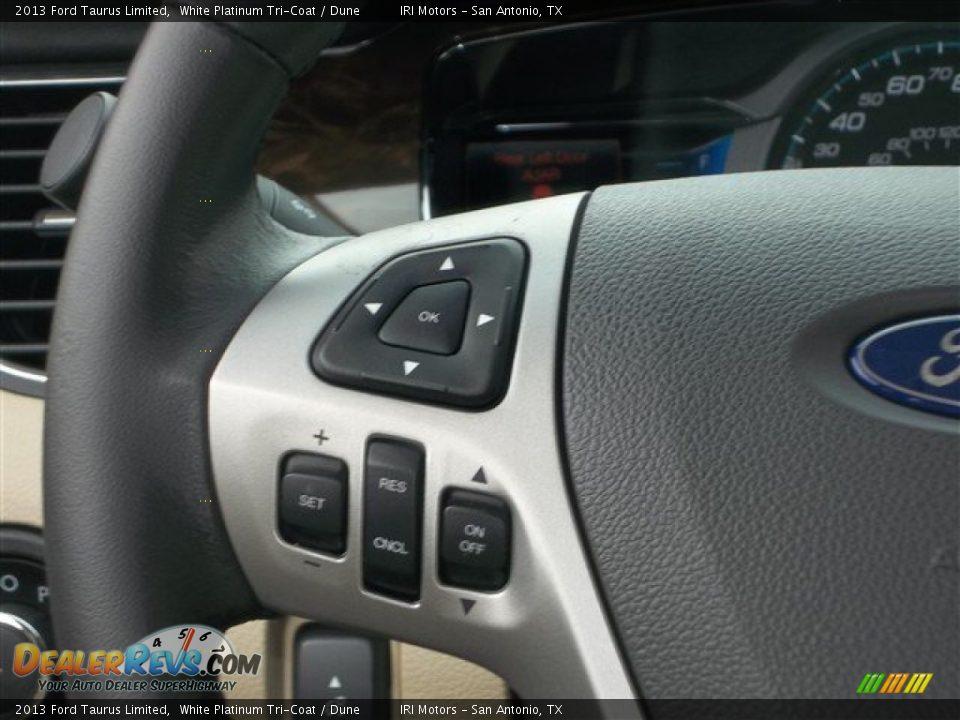 2013 Ford Taurus Limited White Platinum Tri-Coat / Dune Photo #17