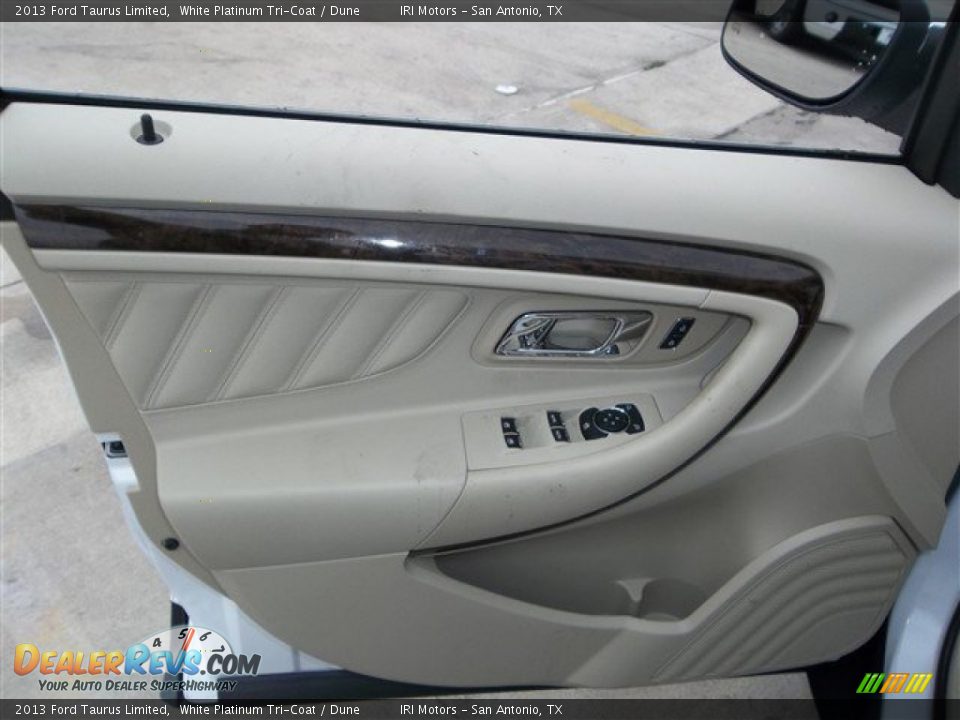 2013 Ford Taurus Limited White Platinum Tri-Coat / Dune Photo #19