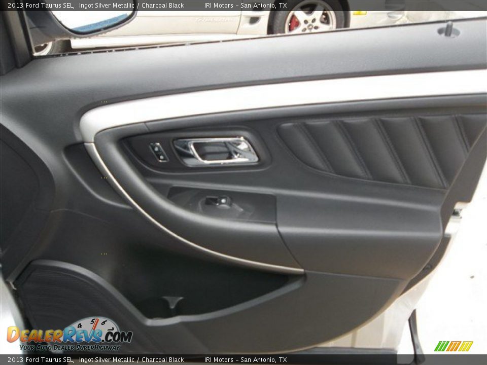 2013 Ford Taurus SEL Ingot Silver Metallic / Charcoal Black Photo #10