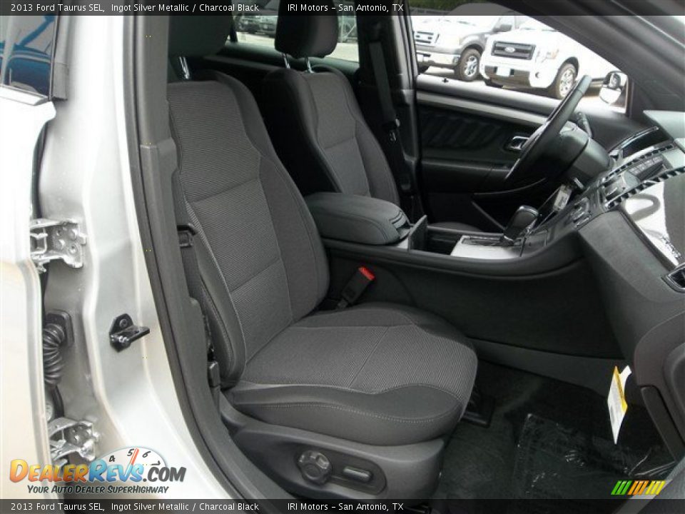 2013 Ford Taurus SEL Ingot Silver Metallic / Charcoal Black Photo #11