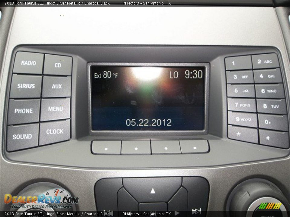 2013 Ford Taurus SEL Ingot Silver Metallic / Charcoal Black Photo #26