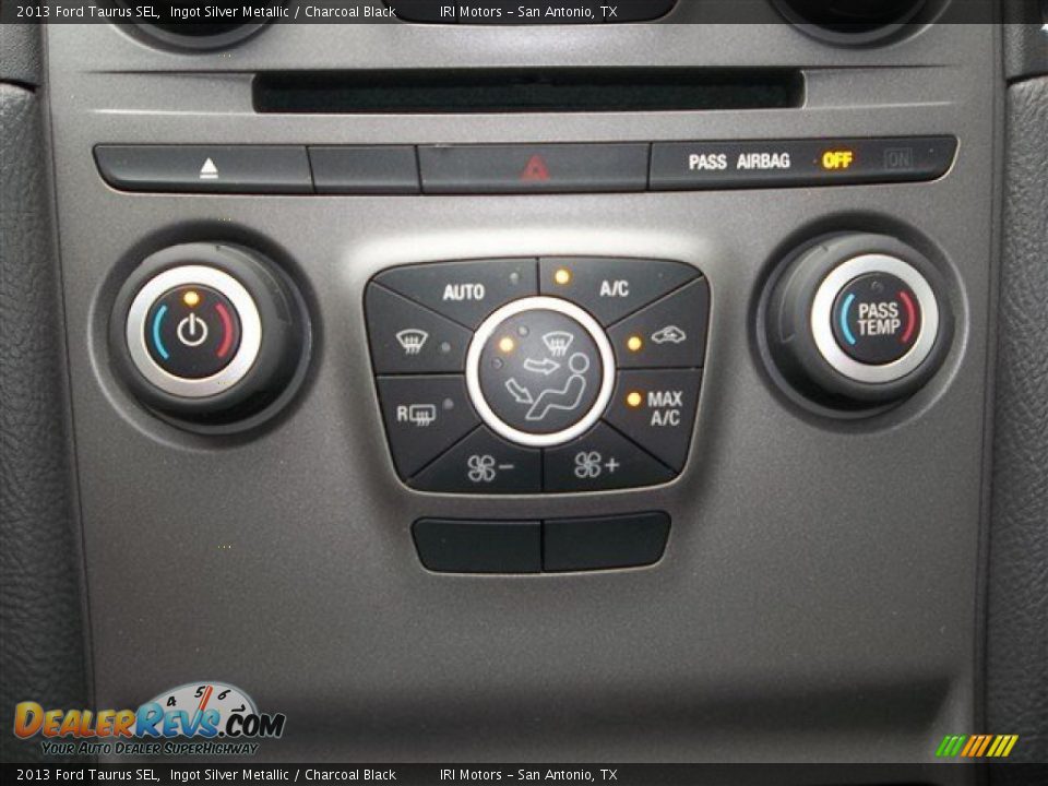 2013 Ford Taurus SEL Ingot Silver Metallic / Charcoal Black Photo #27