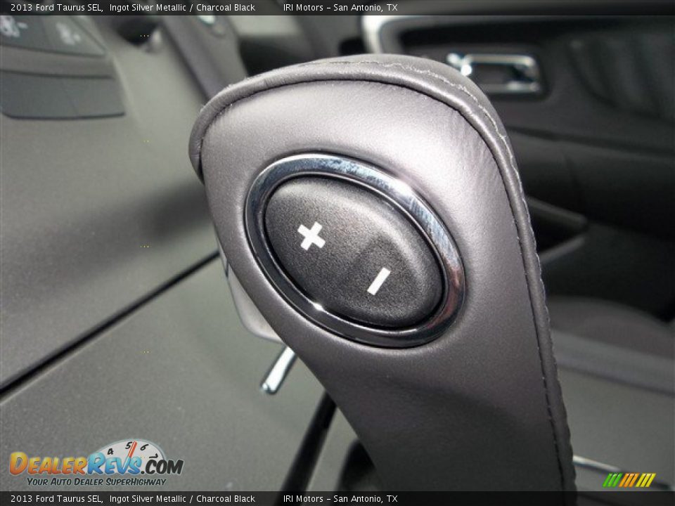 2013 Ford Taurus SEL Ingot Silver Metallic / Charcoal Black Photo #29