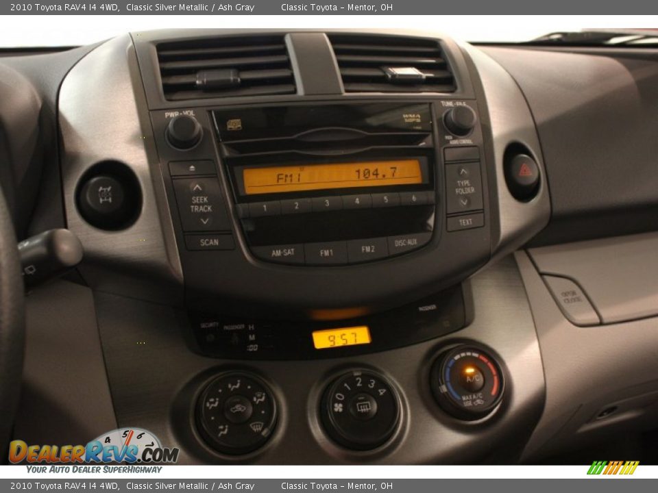2010 Toyota RAV4 I4 4WD Classic Silver Metallic / Ash Gray Photo #8