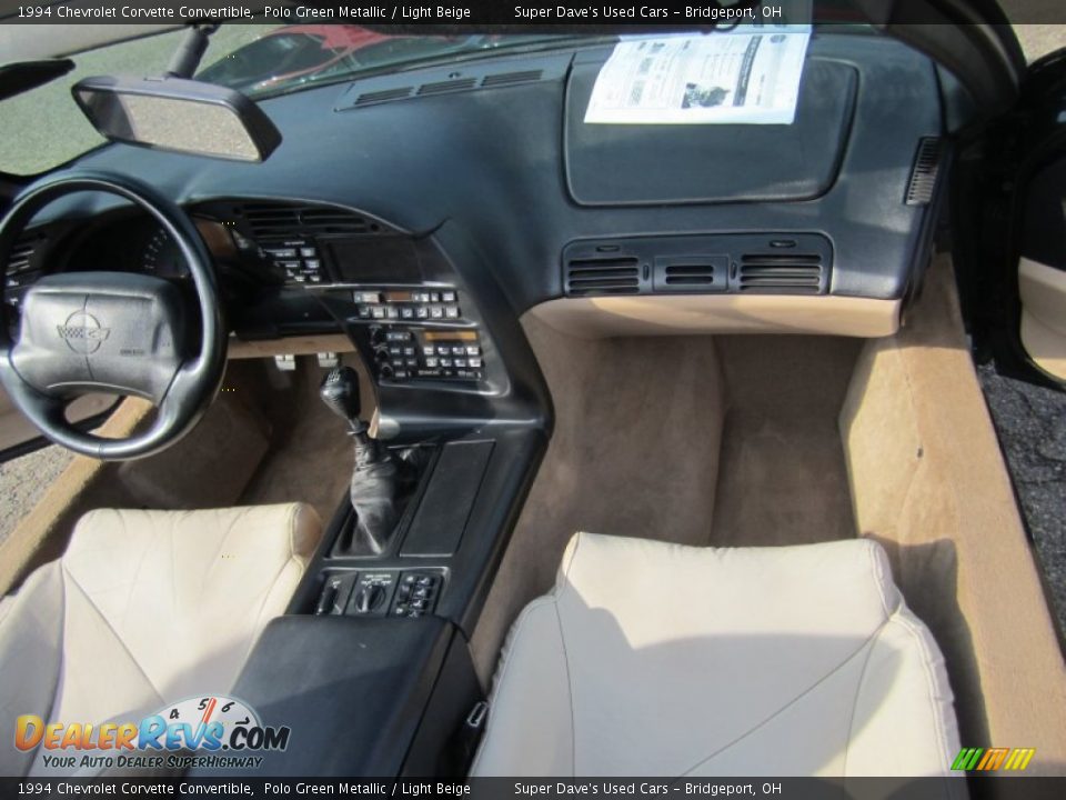 1994 Chevrolet Corvette Convertible Polo Green Metallic / Light Beige Photo #28