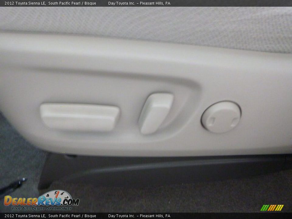 2012 Toyota Sienna LE South Pacific Pearl / Bisque Photo #17