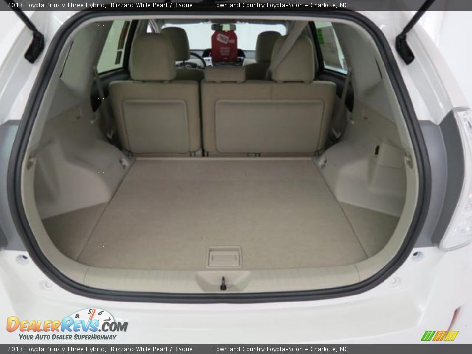 2013 Toyota Prius v Three Hybrid Blizzard White Pearl / Bisque Photo #16