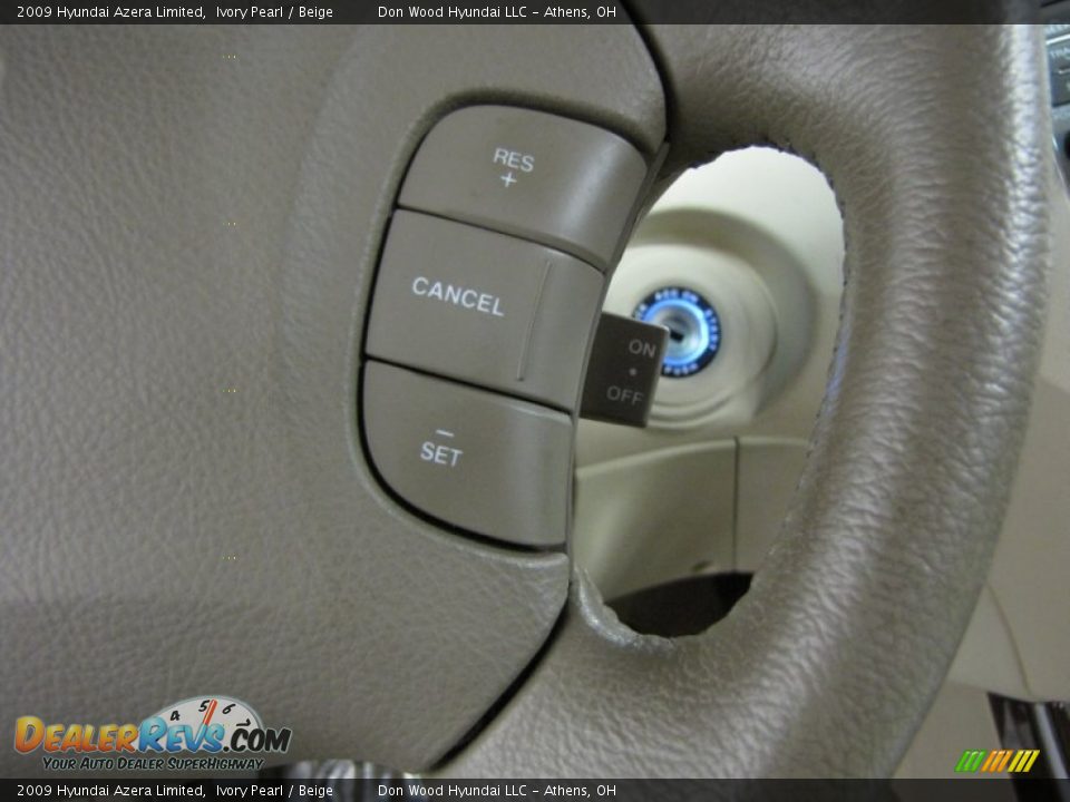 2009 Hyundai Azera Limited Ivory Pearl / Beige Photo #17