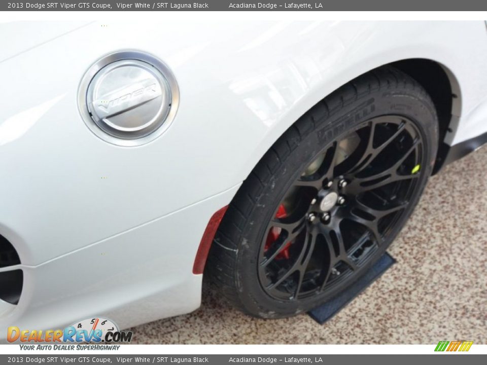 2013 Dodge SRT Viper GTS Coupe Viper White / SRT Laguna Black Photo #6
