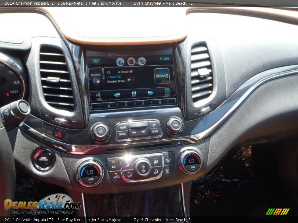 Controls of 2014 Chevrolet Impala LTZ Photo #19