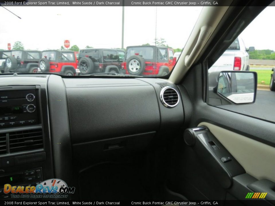2008 Ford Explorer Sport Trac Limited White Suede / Dark Charcoal Photo #17