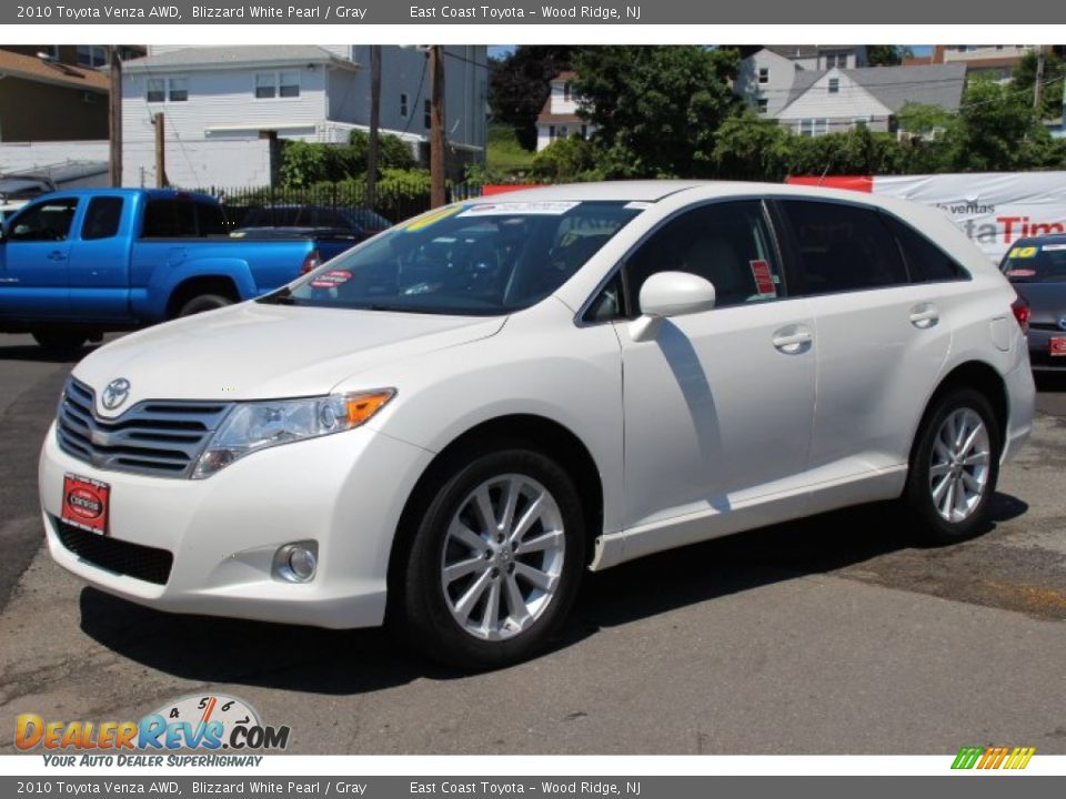 2010 Toyota Venza AWD Blizzard White Pearl / Gray Photo #3