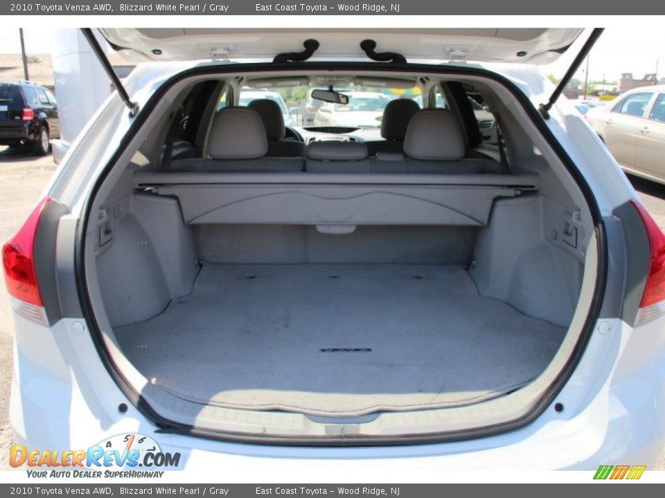 2010 Toyota Venza AWD Blizzard White Pearl / Gray Photo #13