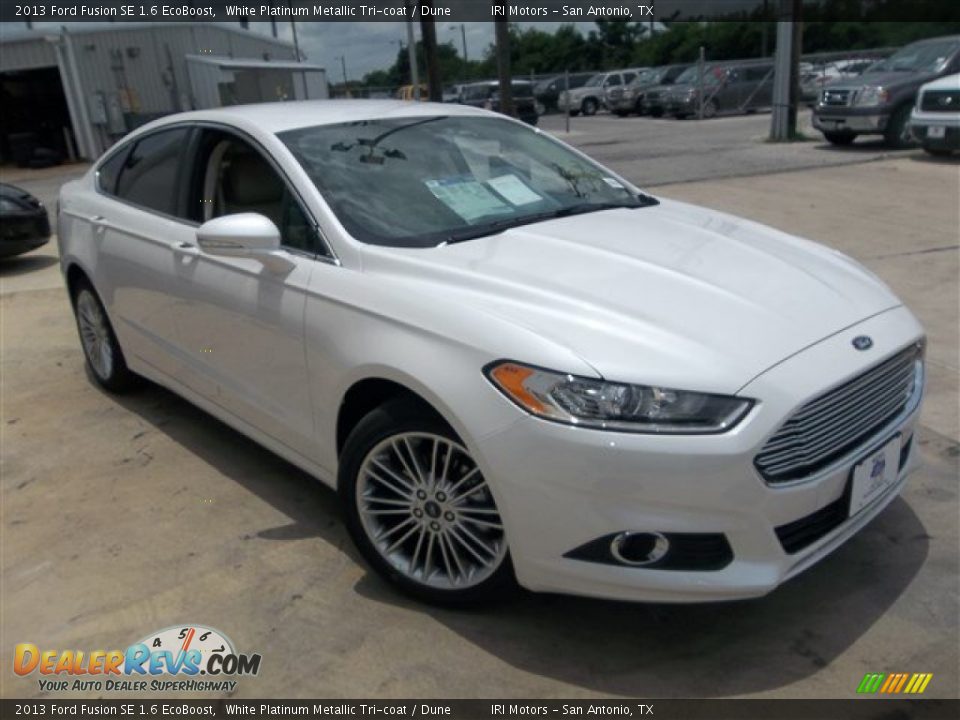 2013 Ford Fusion SE 1.6 EcoBoost White Platinum Metallic Tri-coat / Dune Photo #8