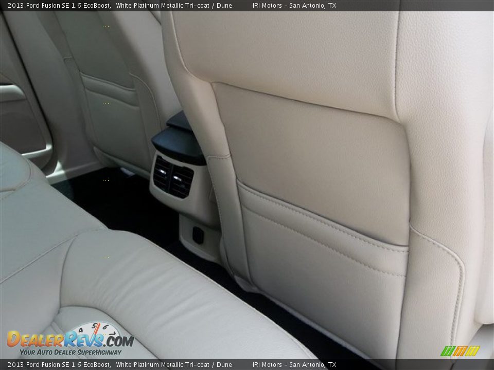 2013 Ford Fusion SE 1.6 EcoBoost White Platinum Metallic Tri-coat / Dune Photo #14