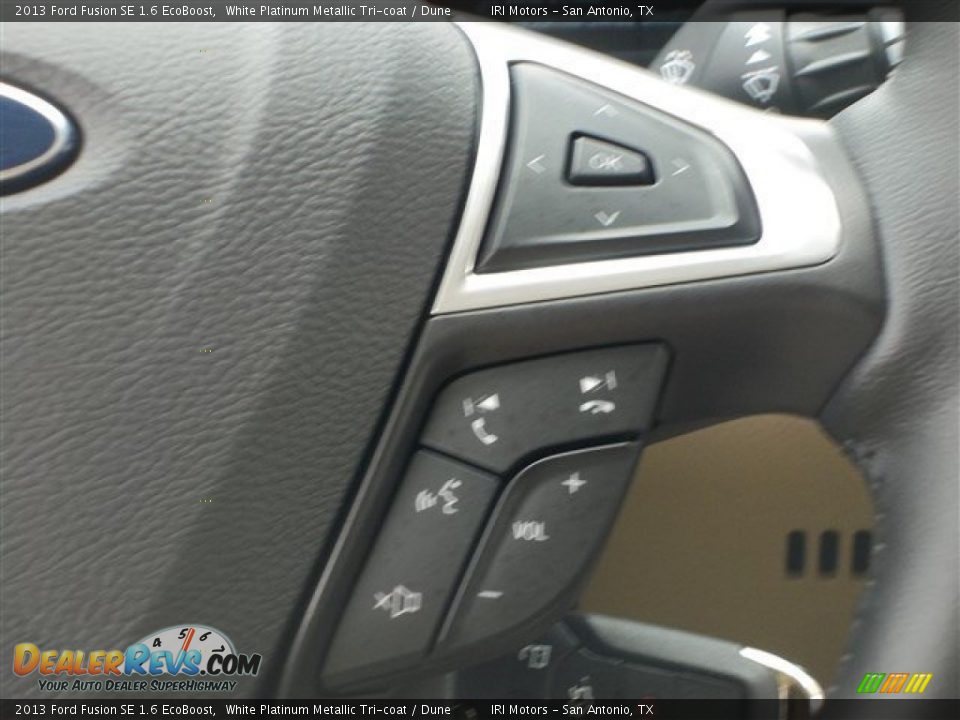 2013 Ford Fusion SE 1.6 EcoBoost White Platinum Metallic Tri-coat / Dune Photo #20