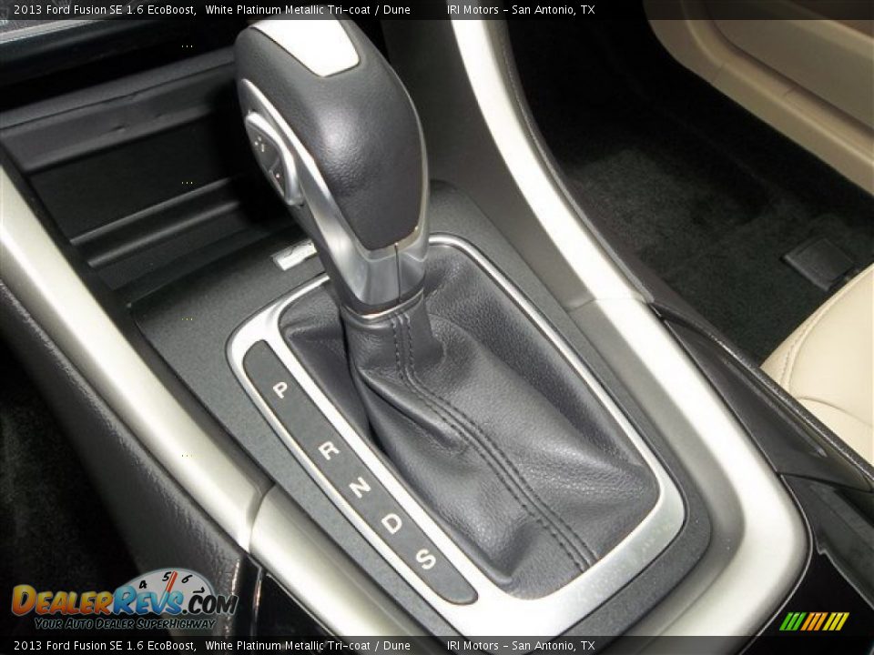2013 Ford Fusion SE 1.6 EcoBoost White Platinum Metallic Tri-coat / Dune Photo #29