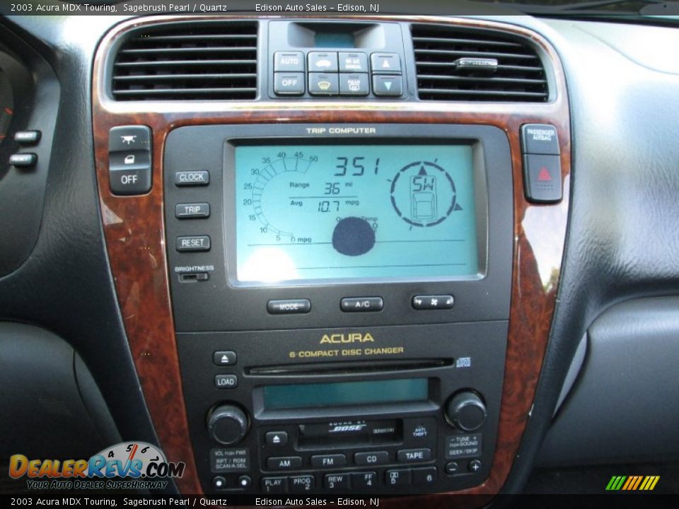 Controls of 2003 Acura MDX Touring Photo #22