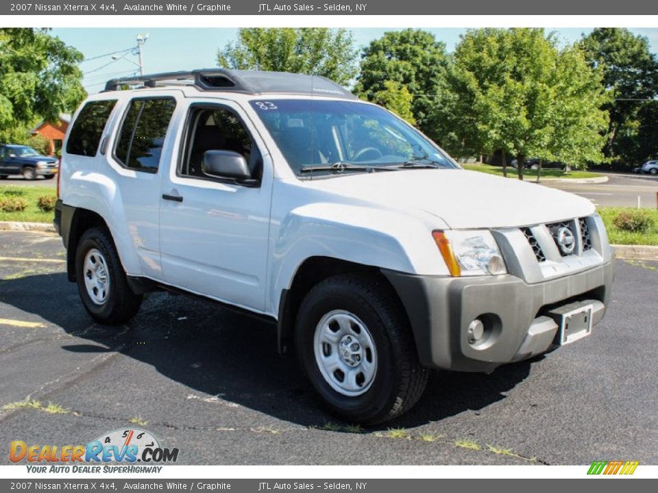 2007 Nissan Xterra X 4x4 Avalanche White / Graphite Photo #8