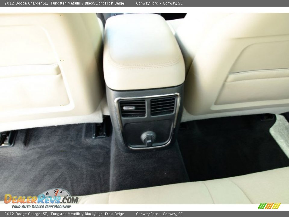 2012 Dodge Charger SE Tungsten Metallic / Black/Light Frost Beige Photo #10