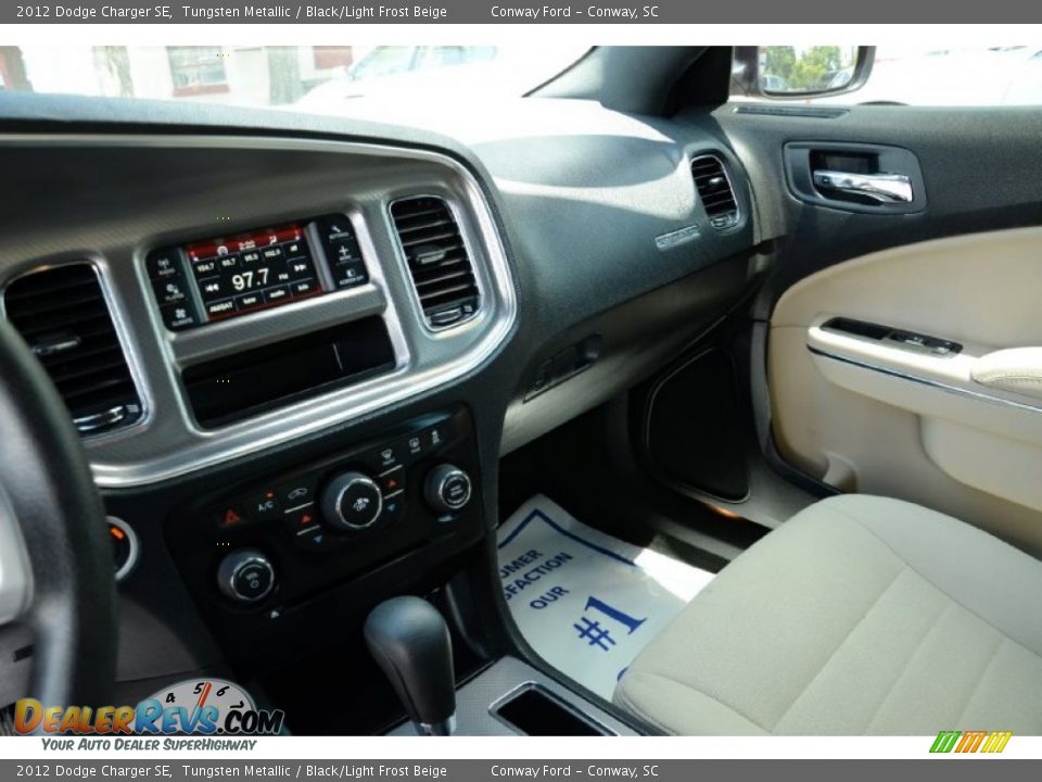 2012 Dodge Charger SE Tungsten Metallic / Black/Light Frost Beige Photo #26