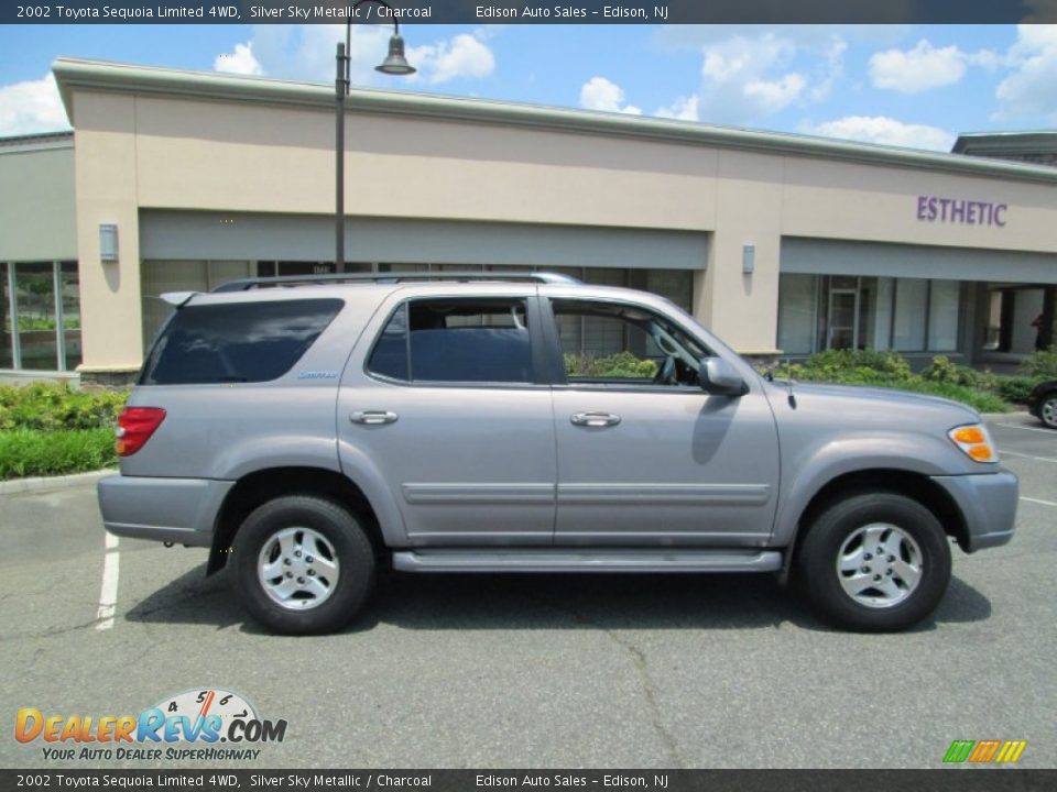2002 Toyota Sequoia Limited 4WD Silver Sky Metallic / Charcoal Photo #9