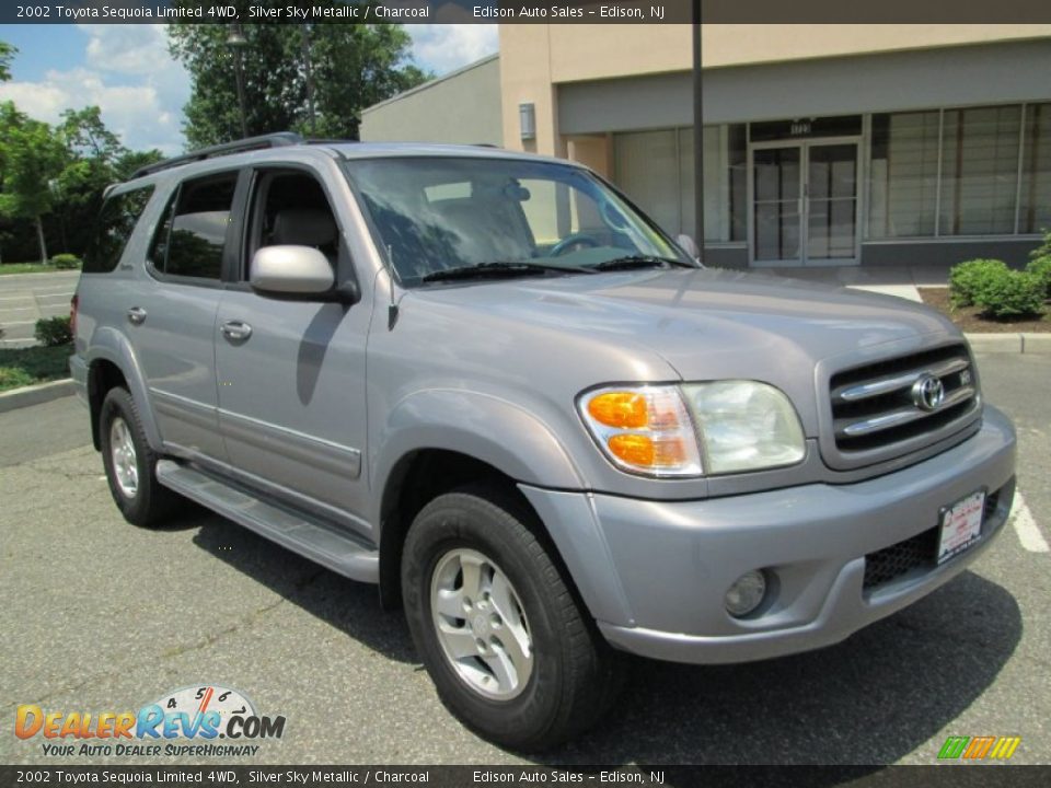 2002 Toyota Sequoia Limited 4WD Silver Sky Metallic / Charcoal Photo #11