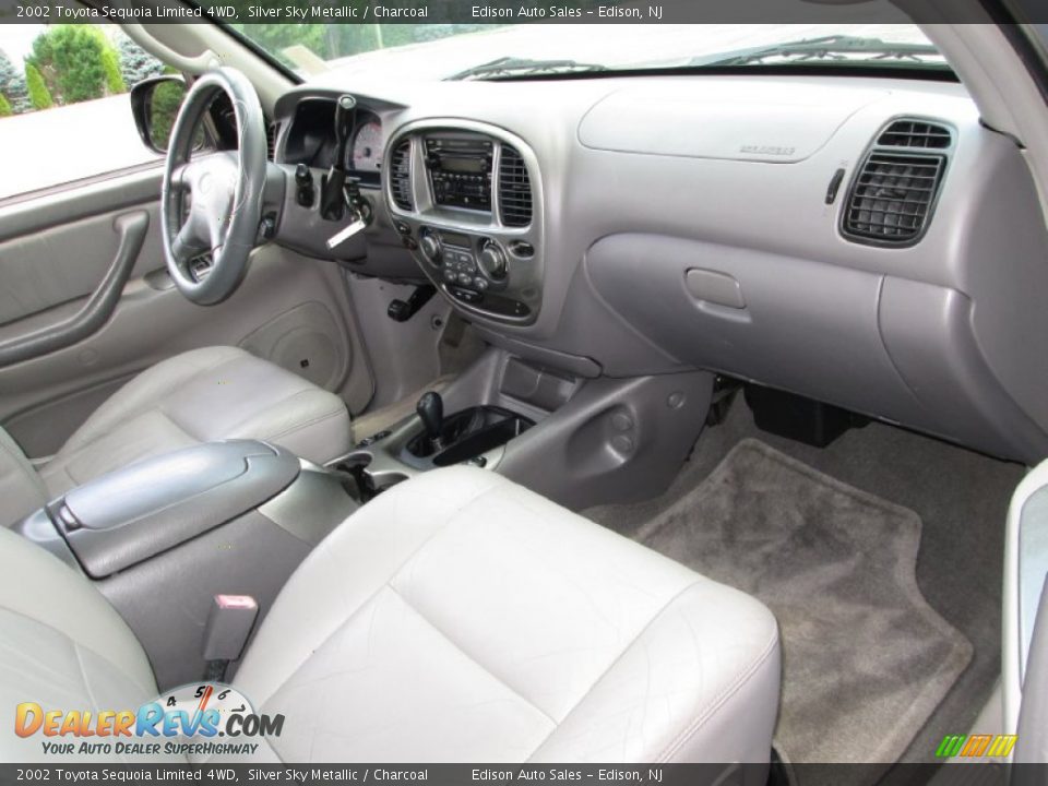 Dashboard of 2002 Toyota Sequoia Limited 4WD Photo #15