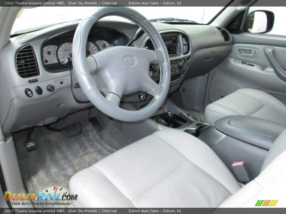 Charcoal Interior - 2002 Toyota Sequoia Limited 4WD Photo #16