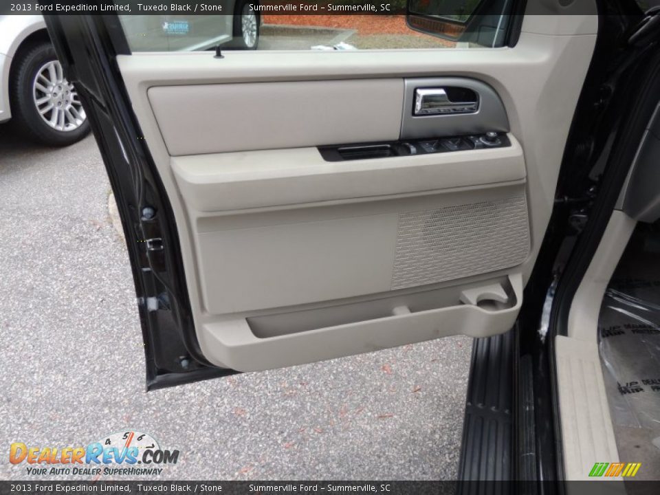 2013 Ford Expedition Limited Tuxedo Black / Stone Photo #6
