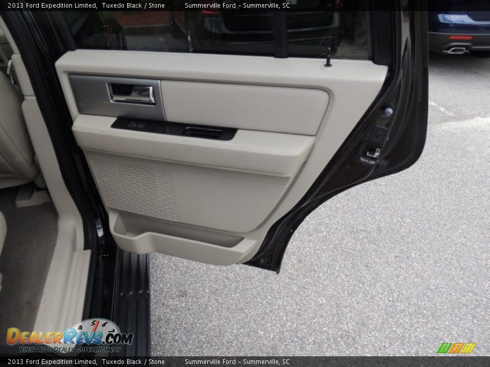 2013 Ford Expedition Limited Tuxedo Black / Stone Photo #14