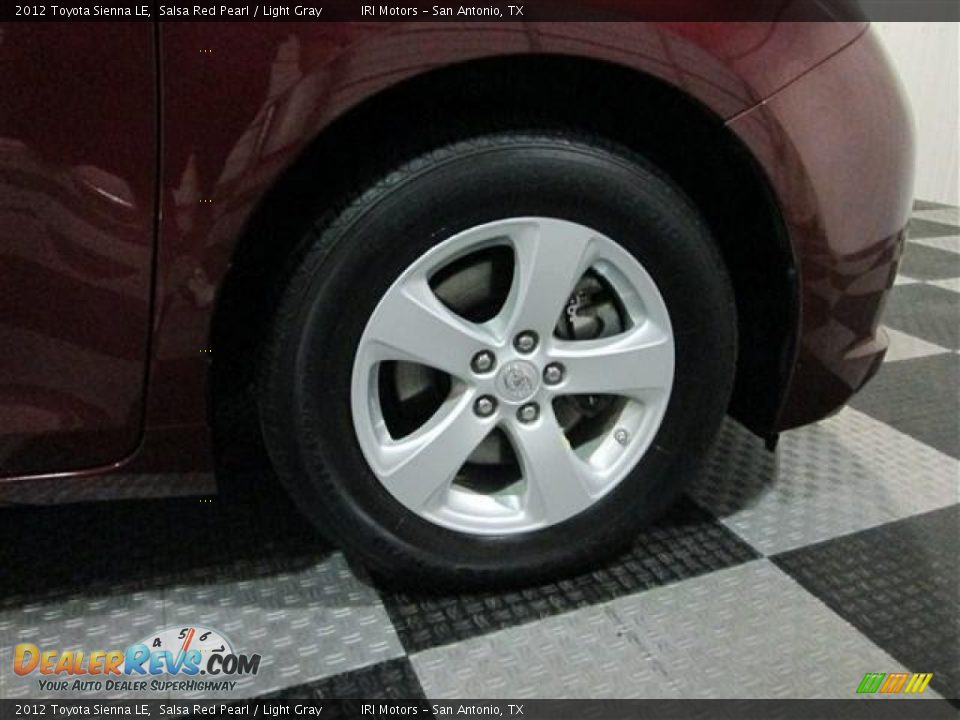 2012 Toyota Sienna LE Salsa Red Pearl / Light Gray Photo #8