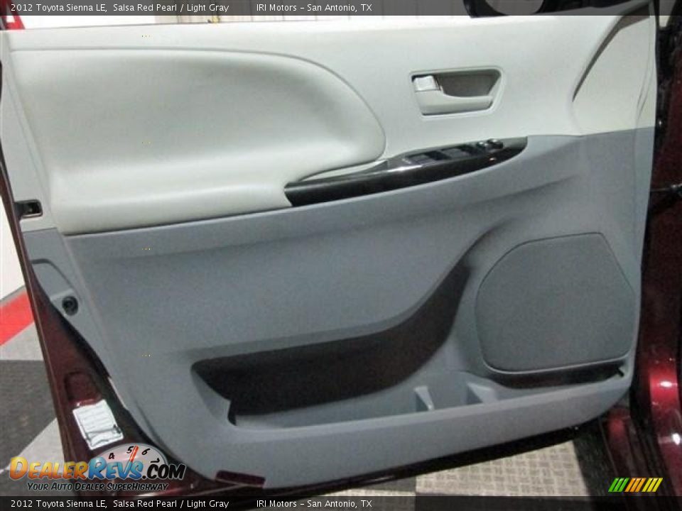 2012 Toyota Sienna LE Salsa Red Pearl / Light Gray Photo #9