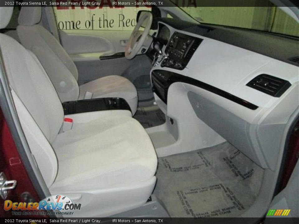 2012 Toyota Sienna LE Salsa Red Pearl / Light Gray Photo #17