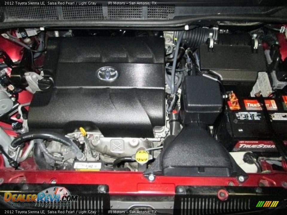2012 Toyota Sienna LE Salsa Red Pearl / Light Gray Photo #23