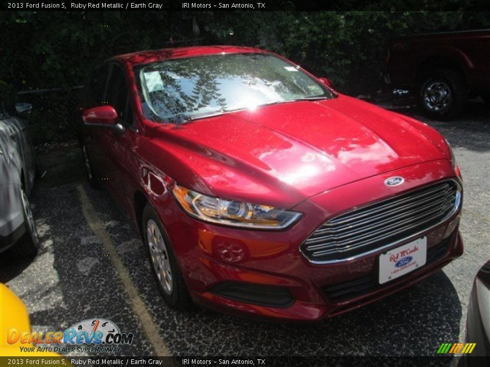 2013 Ford Fusion S Ruby Red Metallic / Earth Gray Photo #1
