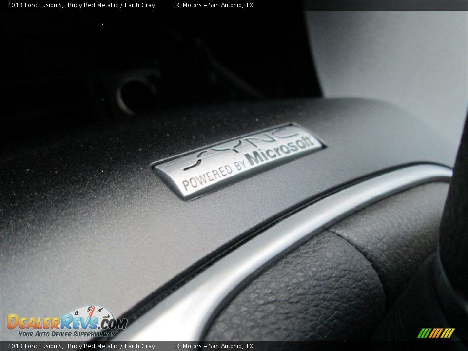 2013 Ford Fusion S Ruby Red Metallic / Earth Gray Photo #13