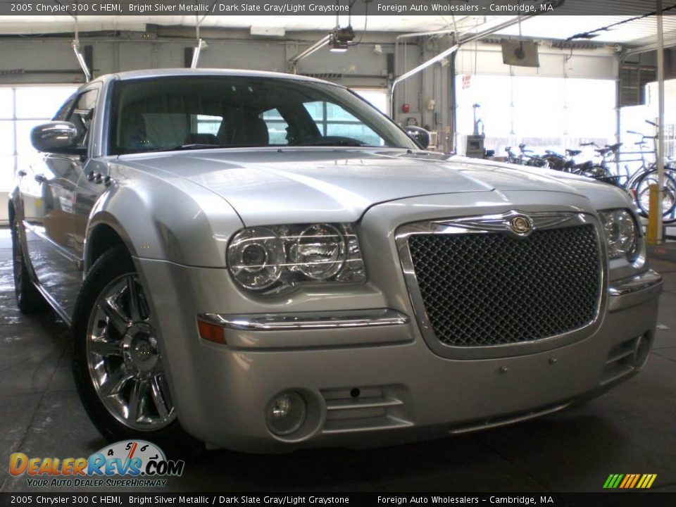 2005 Chrysler 300 C HEMI Bright Silver Metallic / Dark Slate Gray/Light Graystone Photo #9
