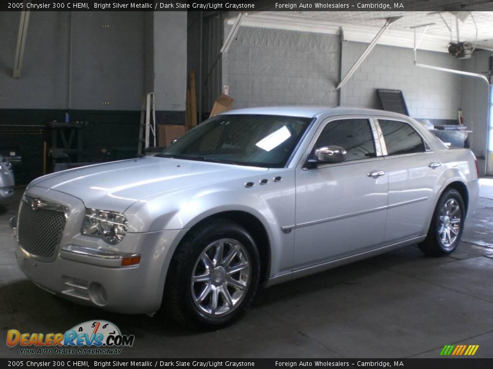 2005 Chrysler 300 C HEMI Bright Silver Metallic / Dark Slate Gray/Light Graystone Photo #13