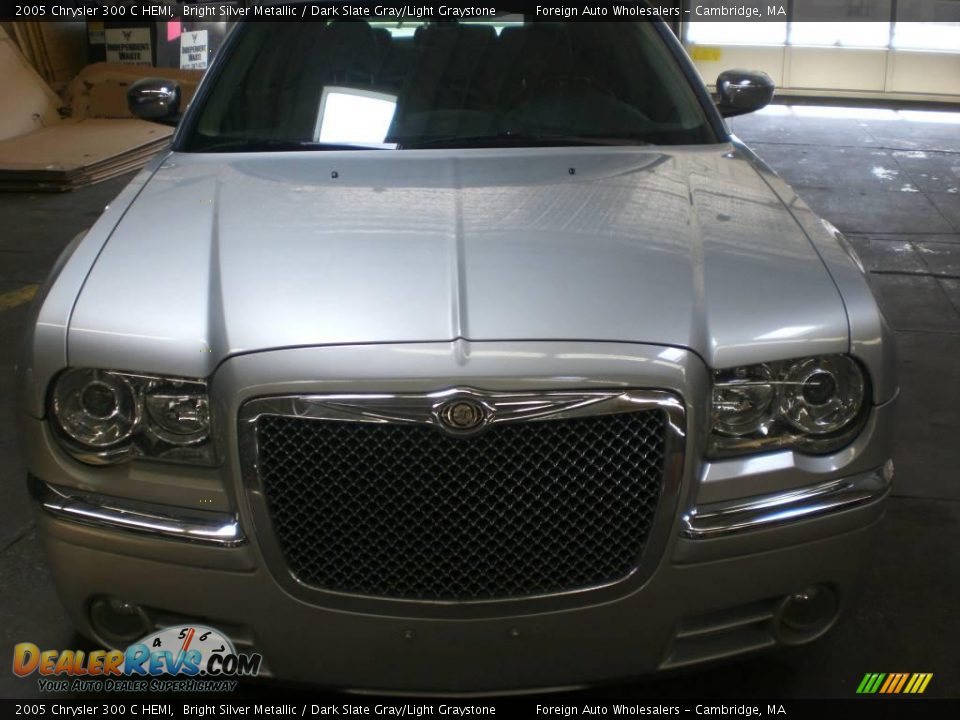 2005 Chrysler 300 C HEMI Bright Silver Metallic / Dark Slate Gray/Light Graystone Photo #15