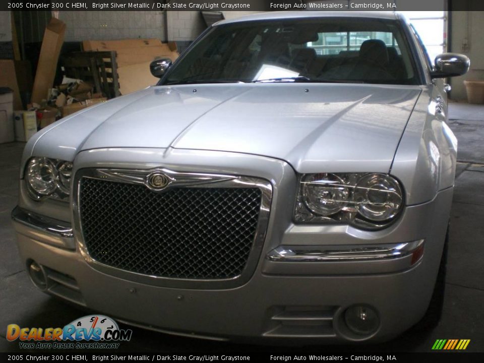 2005 Chrysler 300 C HEMI Bright Silver Metallic / Dark Slate Gray/Light Graystone Photo #18