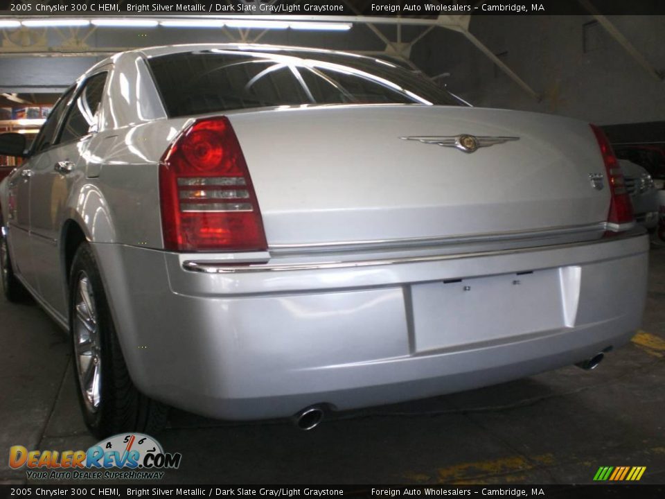 2005 Chrysler 300 C HEMI Bright Silver Metallic / Dark Slate Gray/Light Graystone Photo #24