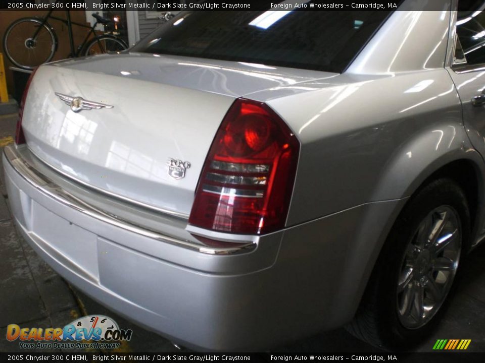 2005 Chrysler 300 C HEMI Bright Silver Metallic / Dark Slate Gray/Light Graystone Photo #34