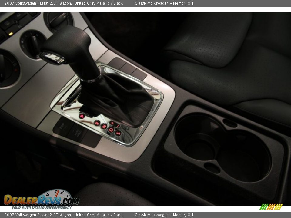 2007 Volkswagen Passat 2.0T Wagon United Grey Metallic / Black Photo #9
